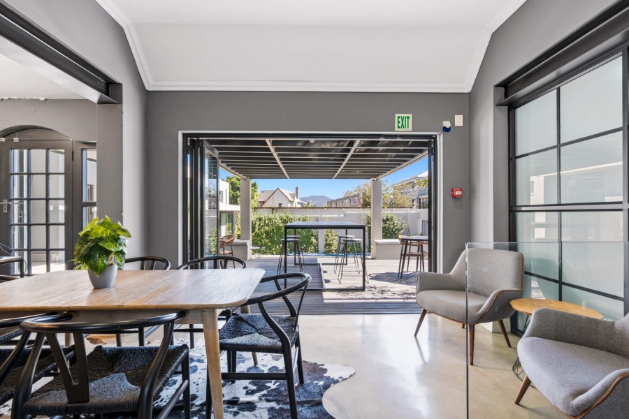 5 Bedroom Property for Sale in Woodstock Upper Western Cape